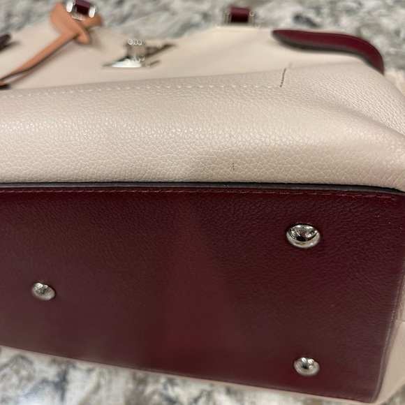 Authentic Louis Vuitton Lockme Day (M53647) - Picture 12 of 16